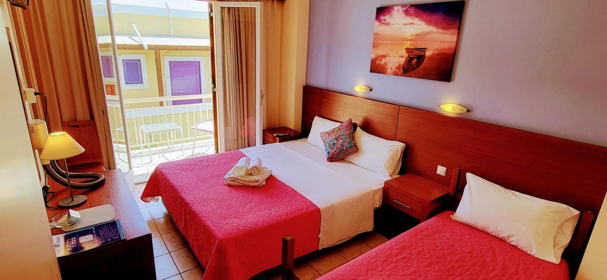 Отель Possidon Agia Marina  Экстерьер фото